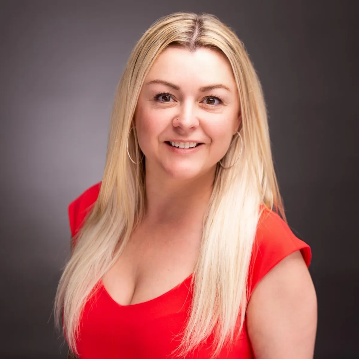 MJ Easton, licensed loan officer with over 15 years of experience at Sincere Mortgage Group, South Carolina, offering DSCR loans, FHA loans, and mortgage refinancing.