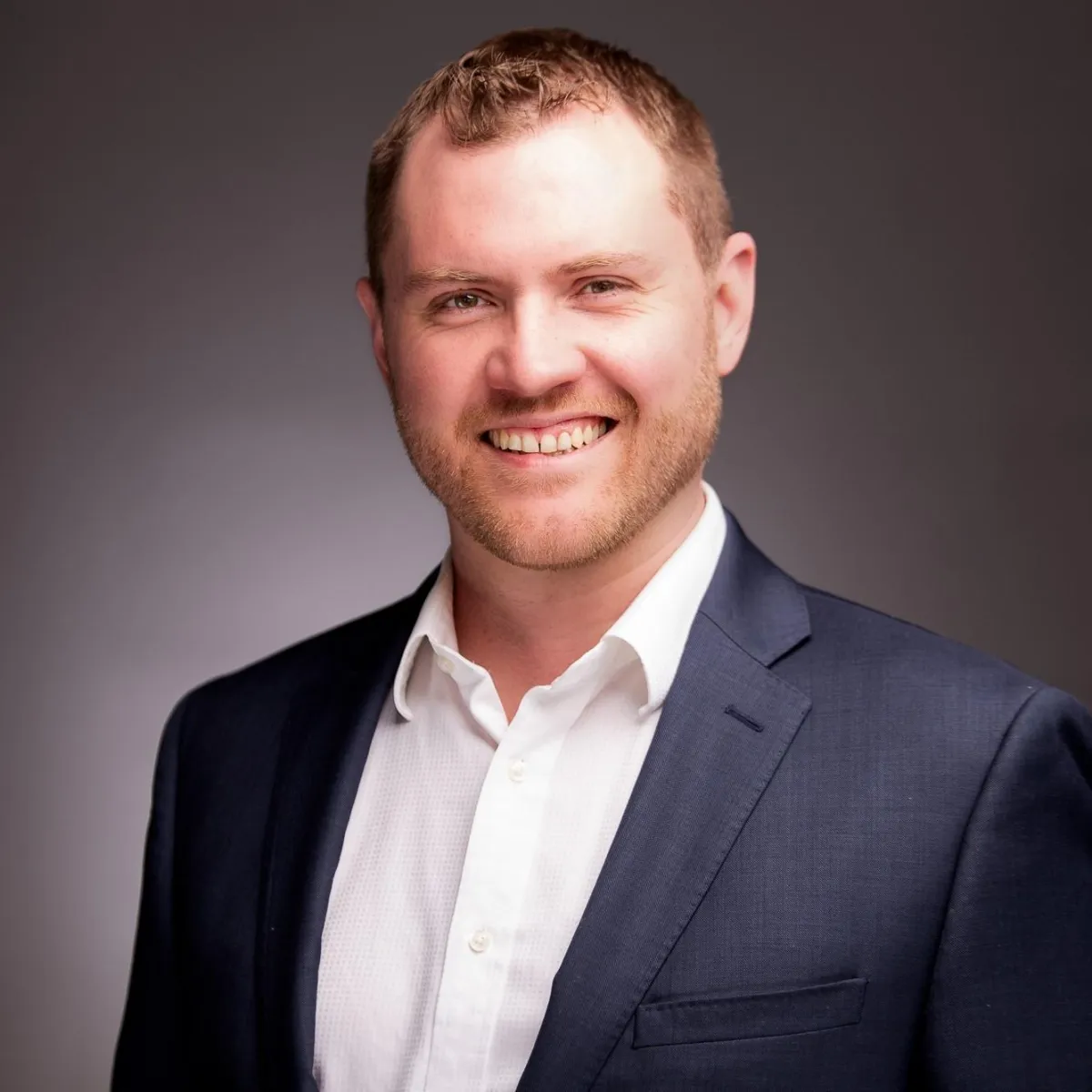 Mike Easton, licensed loan officer and real estate planner at Sincere Mortgage Group in South Carolina, specializes in mortgage services including FHA, VA, and DSCR loans.